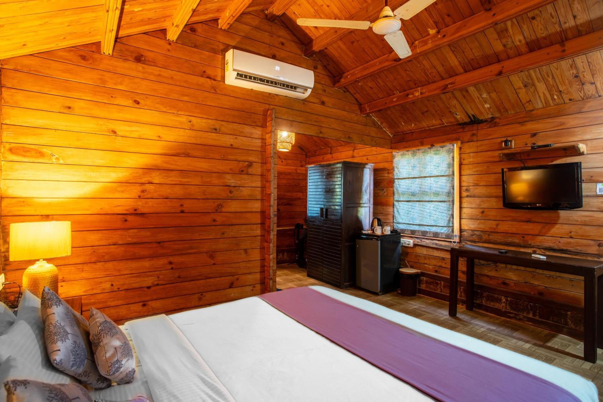 Stone Water Eco Resort Bogmalo Exterior photo