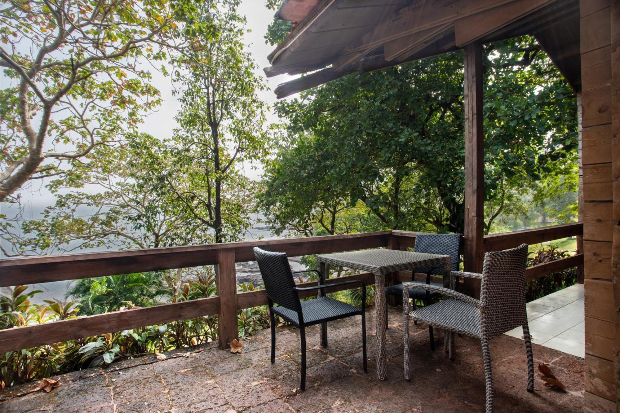 Stone Water Eco Resort Bogmalo Exterior photo