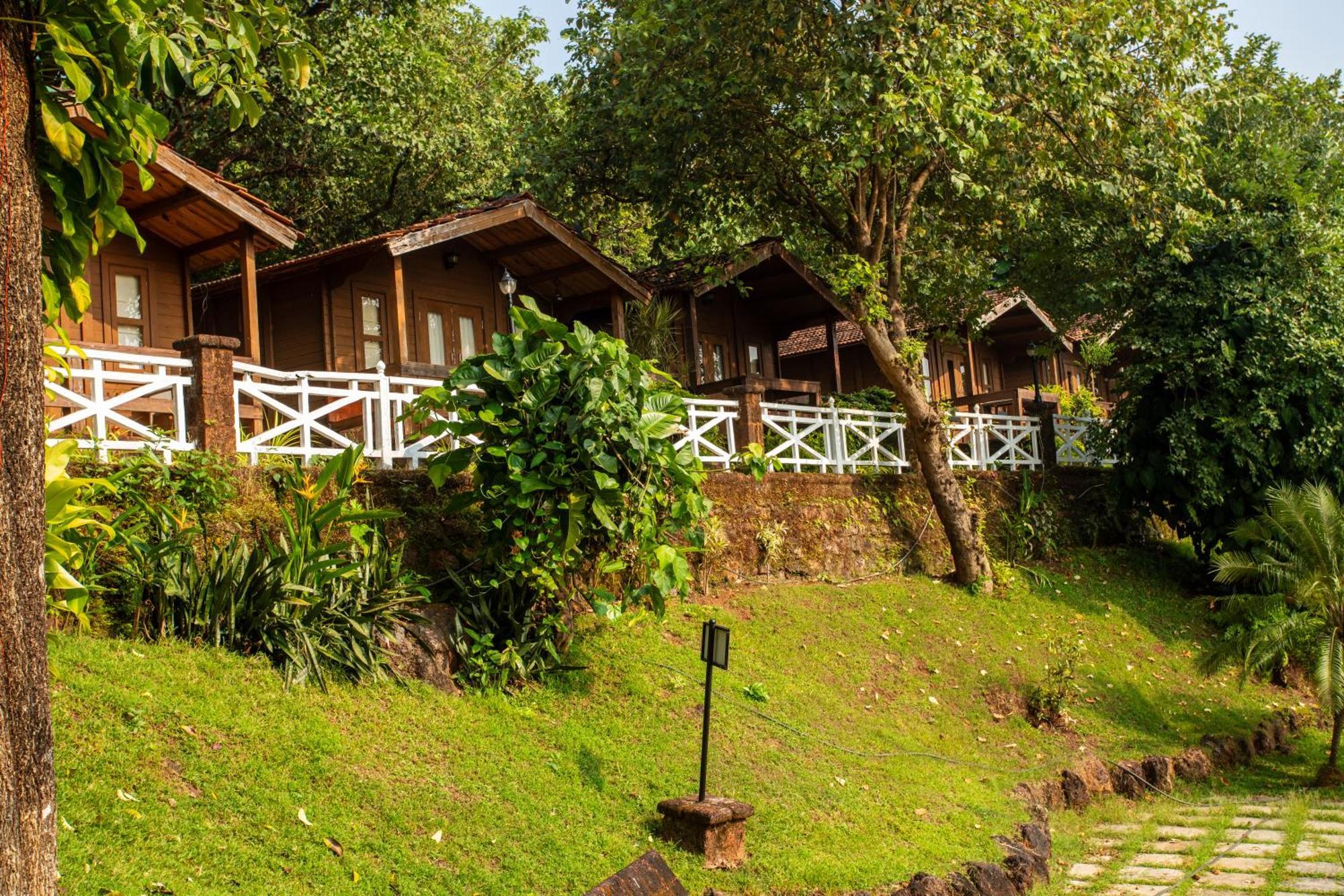 Stone Water Eco Resort Bogmalo Exterior photo