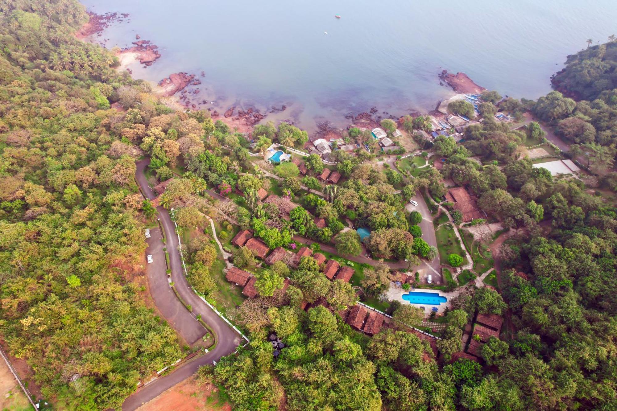 Stone Water Eco Resort Bogmalo Exterior photo